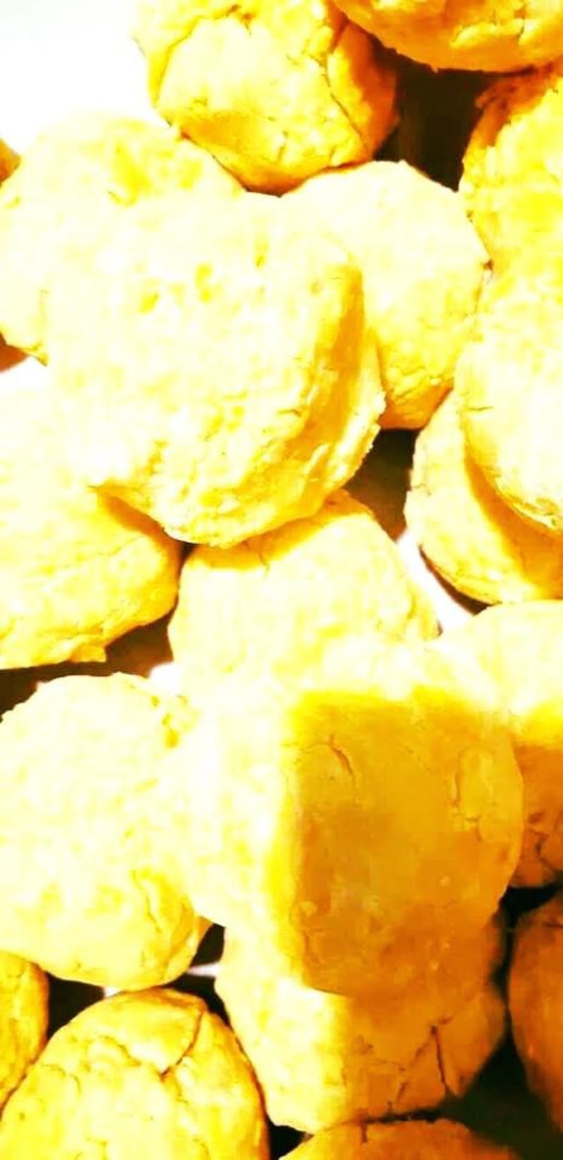 banh-chung-nep-cam-la-mieng-tu-gao-nep-cam4