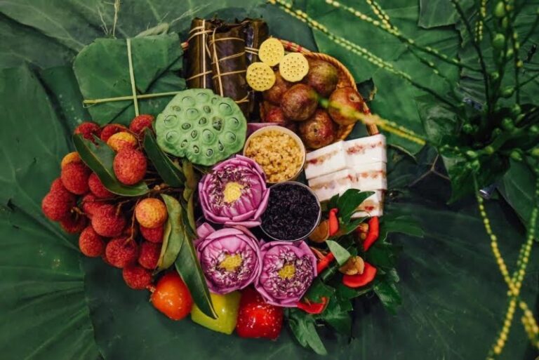 Mâm cỗ giết sâu bọ theo truyền thống