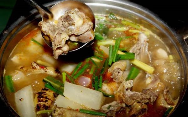 Lẩu gà lá chanh siêu ngon hấp dẫn