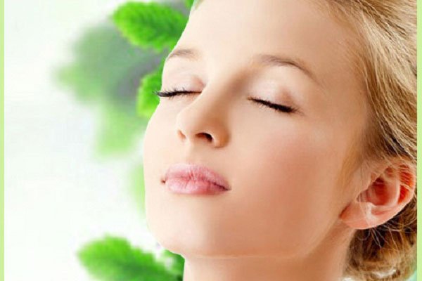 Làn da mặt sẽ trắng sáng như ý từ mặt nạ cơm rượu nếp cẩm