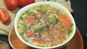 Bát canh sấu thơm ngon giải nhiệt