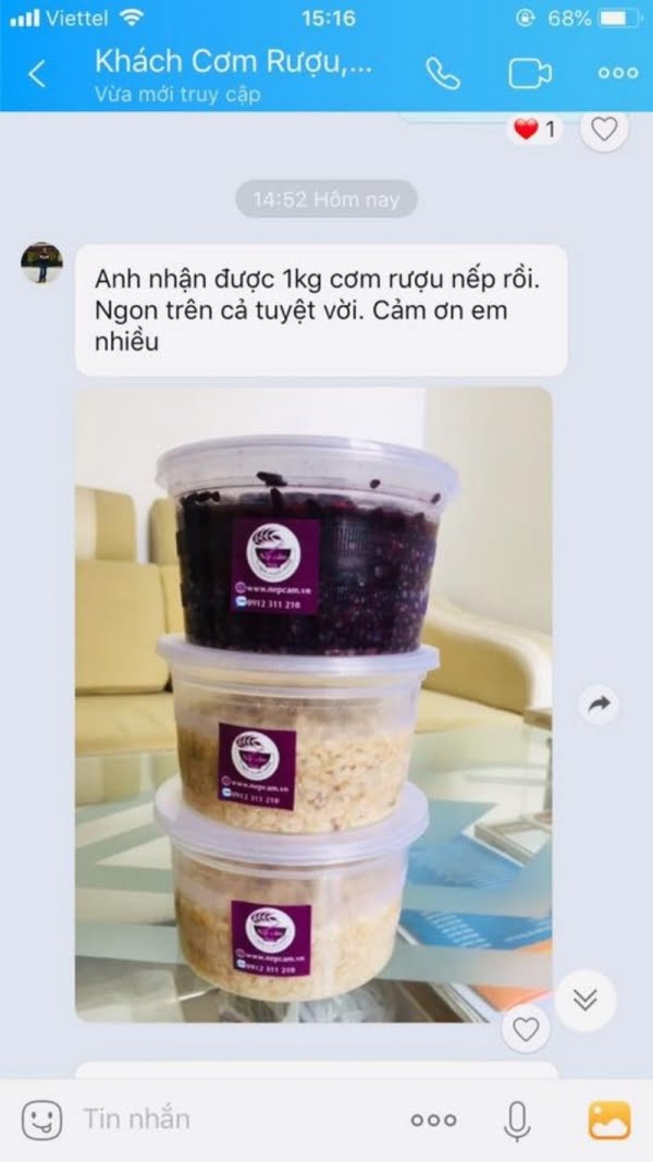 Không quảng cáo rầm rộ nhưng Nếp Cẩm Mộc vẫn có một lượng khách thường xuyên