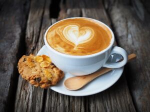 Cafe là điều thiết yếu trong menu quán cafe.