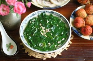 Ăn gì lợi sữa cho mẹ sau sinh